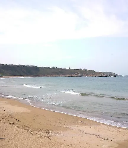 Lazuren Bryag 2 Černomorec