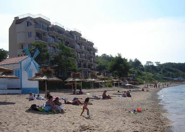 Penzion Lazuren Bryag 2 2*