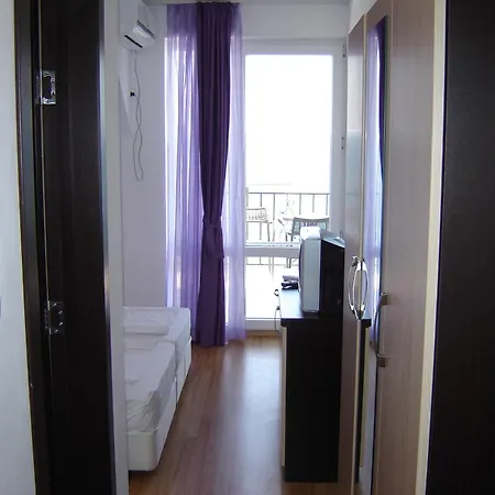 Lazuren Bryag 2 Maison d'hôtes